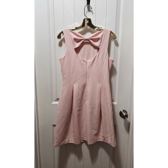 VINCE CAMUTO PINK KNEE LENGTH DRESS SLEEVELESS PLEATS KEYHOLE BOW SIZE 6 - Picture 4 of 7